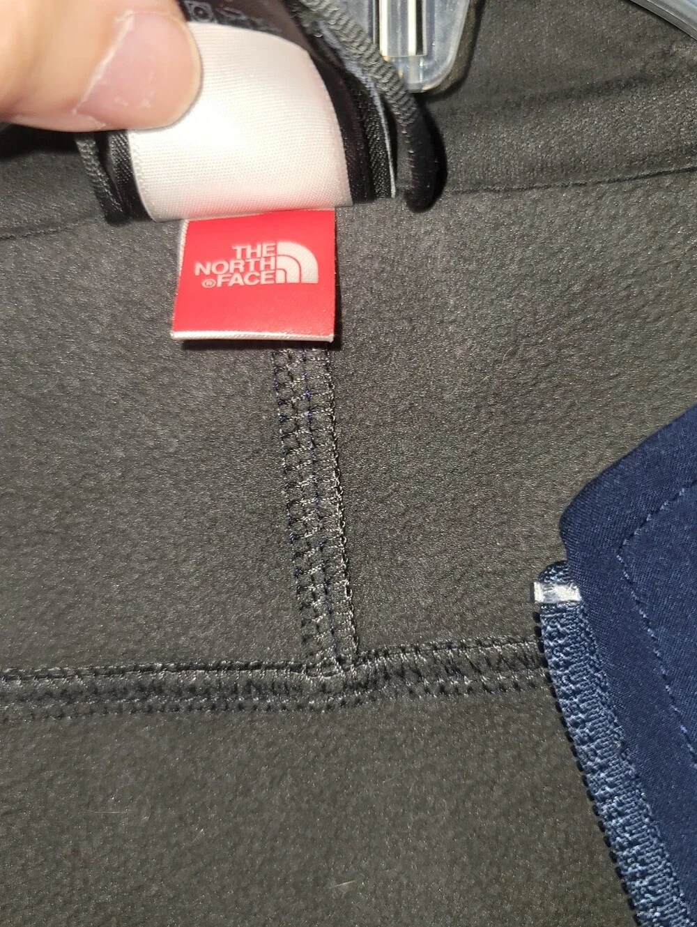 The North Face Apex Men's Navy Lightweight Soft Shell Jacket